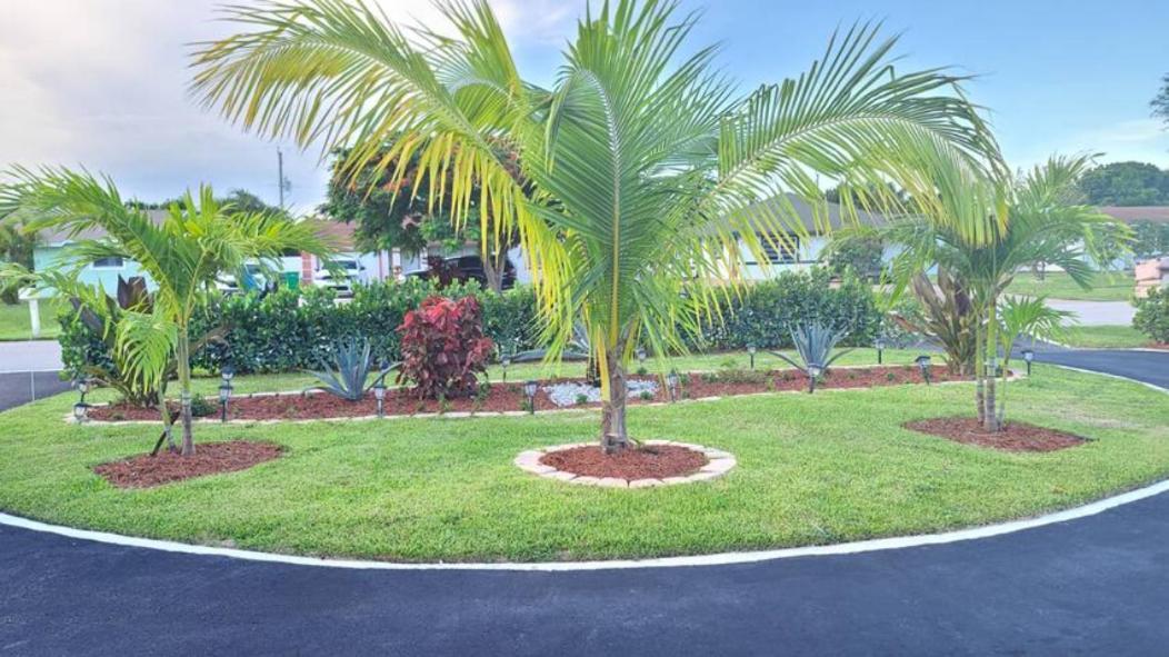 Palm Springs 3-Bedroom 2-Bath 5 Miles To The Beach Лейк-Уорт Экстерьер фото