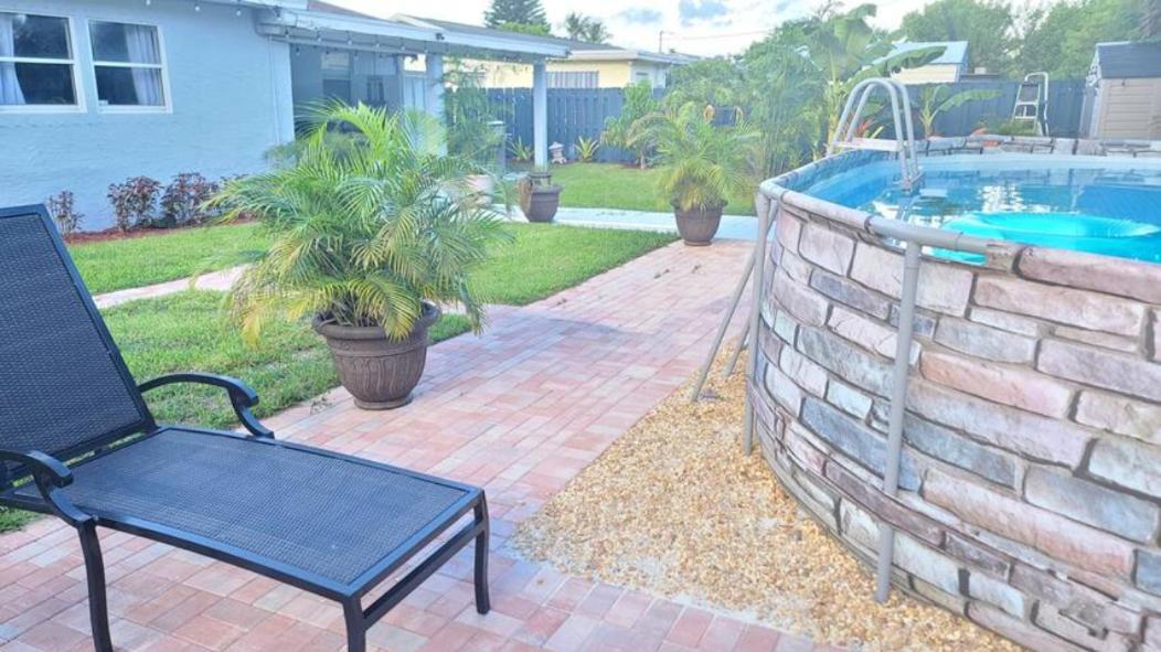 Palm Springs 3-Bedroom 2-Bath 5 Miles To The Beach Лейк-Уорт Экстерьер фото