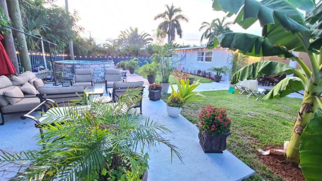 Palm Springs 3-Bedroom 2-Bath 5 Miles To The Beach Лейк-Уорт Экстерьер фото